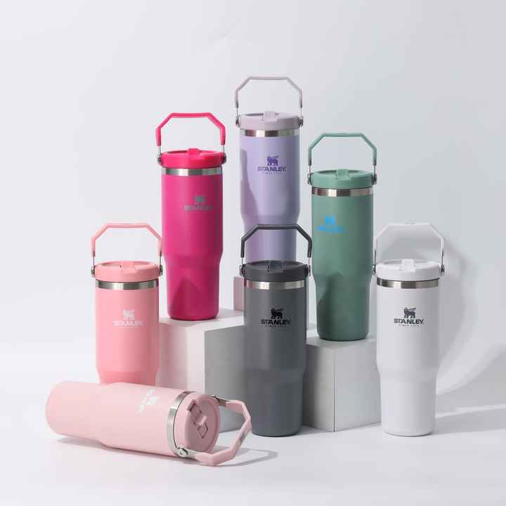 قمقمه استنلی مدل Flip Straw Tumbler با ظرفیت 890 میلی لیتر