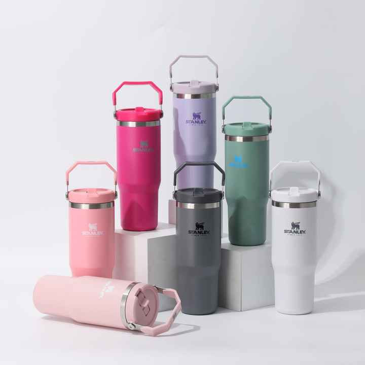 قمقمه استنلی مدل Flip Straw Tumbler با ظرفیت 890 میلی لیتر